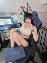 Ellaiza Jane Yu review photo