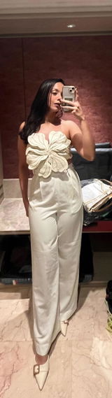 Inaaya- Flower top in Pearl