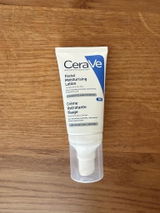 A****** review photo