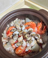 Quek R. M. review photo