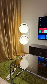 Earl review photo