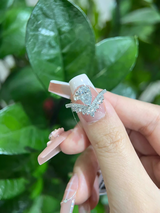 Ayaka Tan review photo
