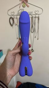 D.Q. review photo