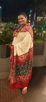 Rashmi Pujari review photo