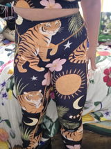 Jungle Reverie High-waisted Leggings With Pockets