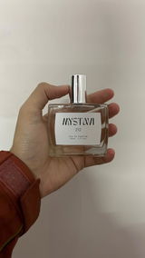 Simran Kanojia review photo