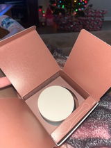 Lia review photo
