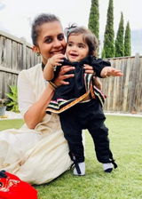Asma jahangir review photo
