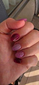 Zsuzsa K. review photo