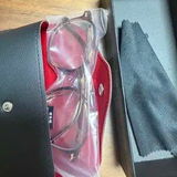 W**a review photo