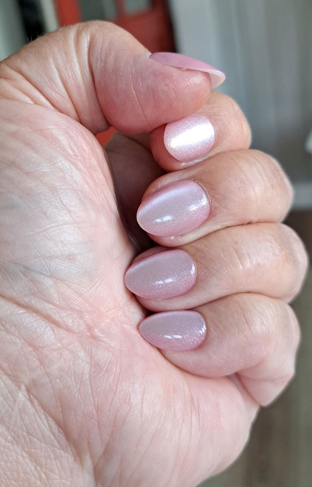 Cat Eye Crystal Pink Almond Short