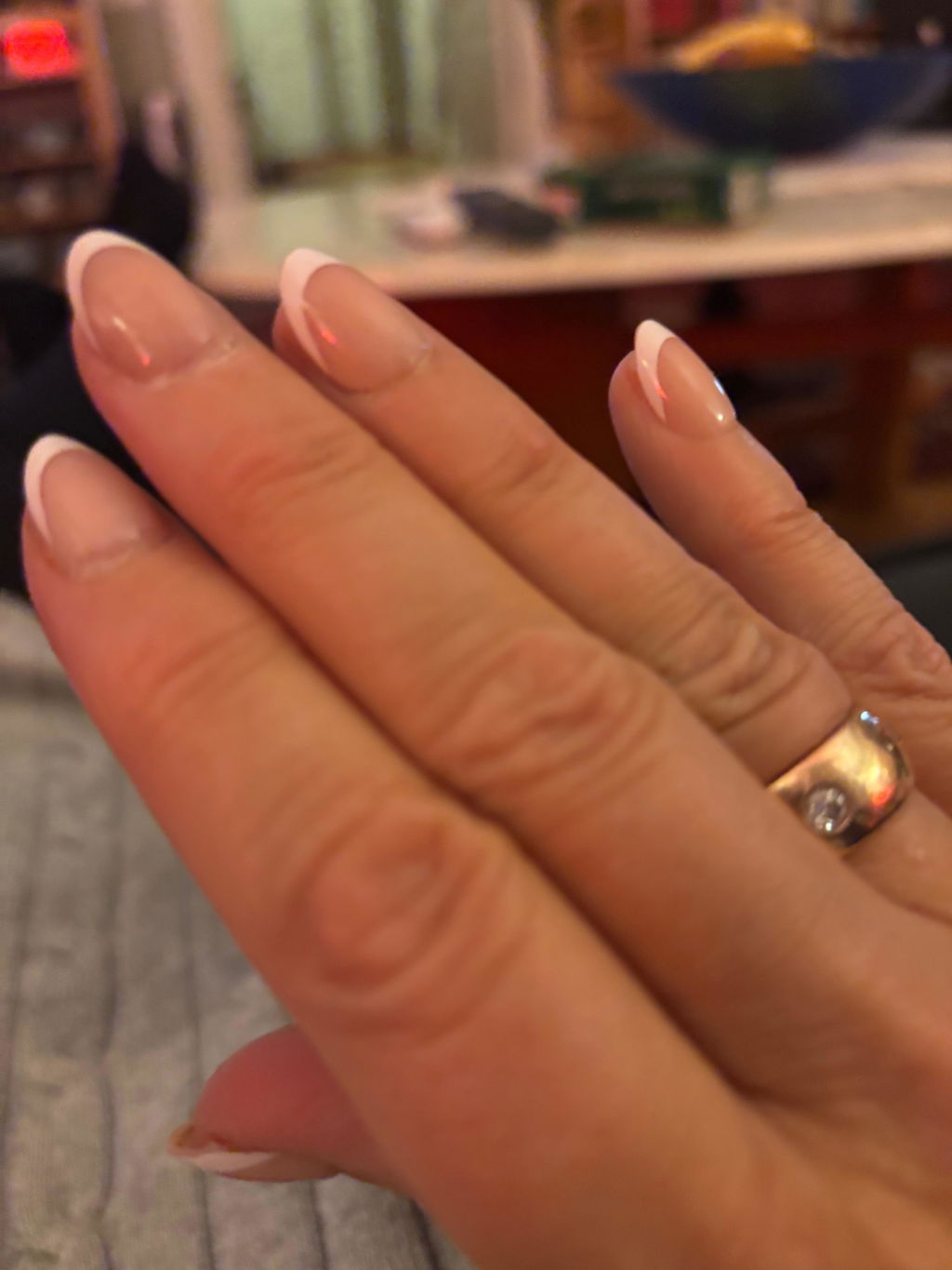 French Tip Almond Short