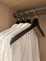 R Poon review photo