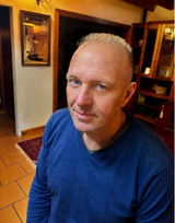 Nic du Toit review photo