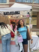 Riya Shah review photo