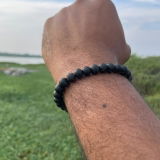 sathish review photo