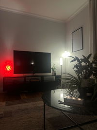Iris Pleated Table Lamp