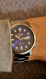 H.K. review photo