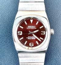 NMK954 SKX007/SPRD TV Case Bundle: Steel Finish