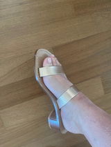 Chiara review photo