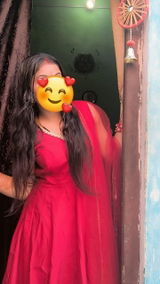 Anshika Tomar review photo