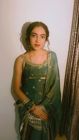Renu Yadav review photo