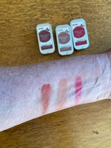 Holly Lever review photo