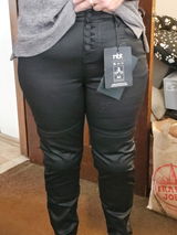 LKB review photo