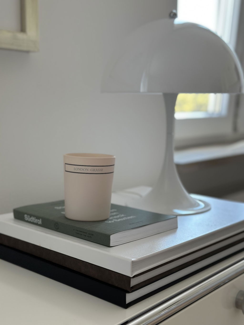 LONDON CANDLE