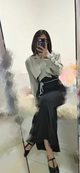 Lily review photo