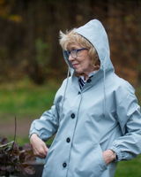 Evelyn review photo