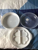 M***. review photo
