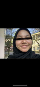 Hanis M.R. review photo