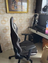 K.G. review photo