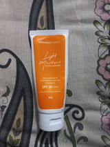 moiz inam review photo
