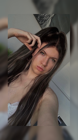 Mikaela Desy review photo