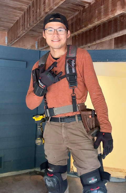 Customer photo from a review of GelGuard Pro Heavy Duty Thigh Strap Knee Pads
