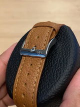 R D. review photo