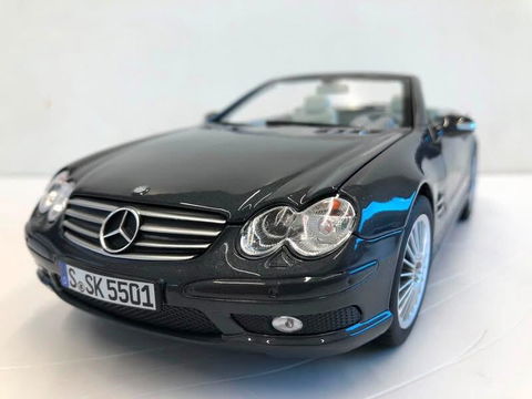 Mercedes-Benz SL 55 AMG 2003 Tactite Grey metallic 1:18 - 200 pcs