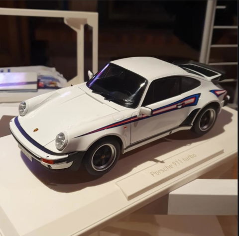 Porsche 911 Turbo 3.3 1980 White Martini 1:18 – Norev