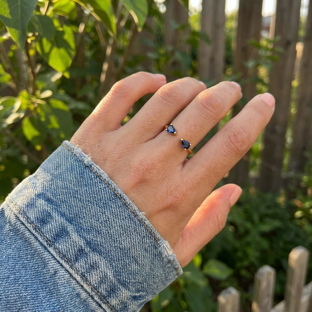 Sapphire Open Ring in Gold