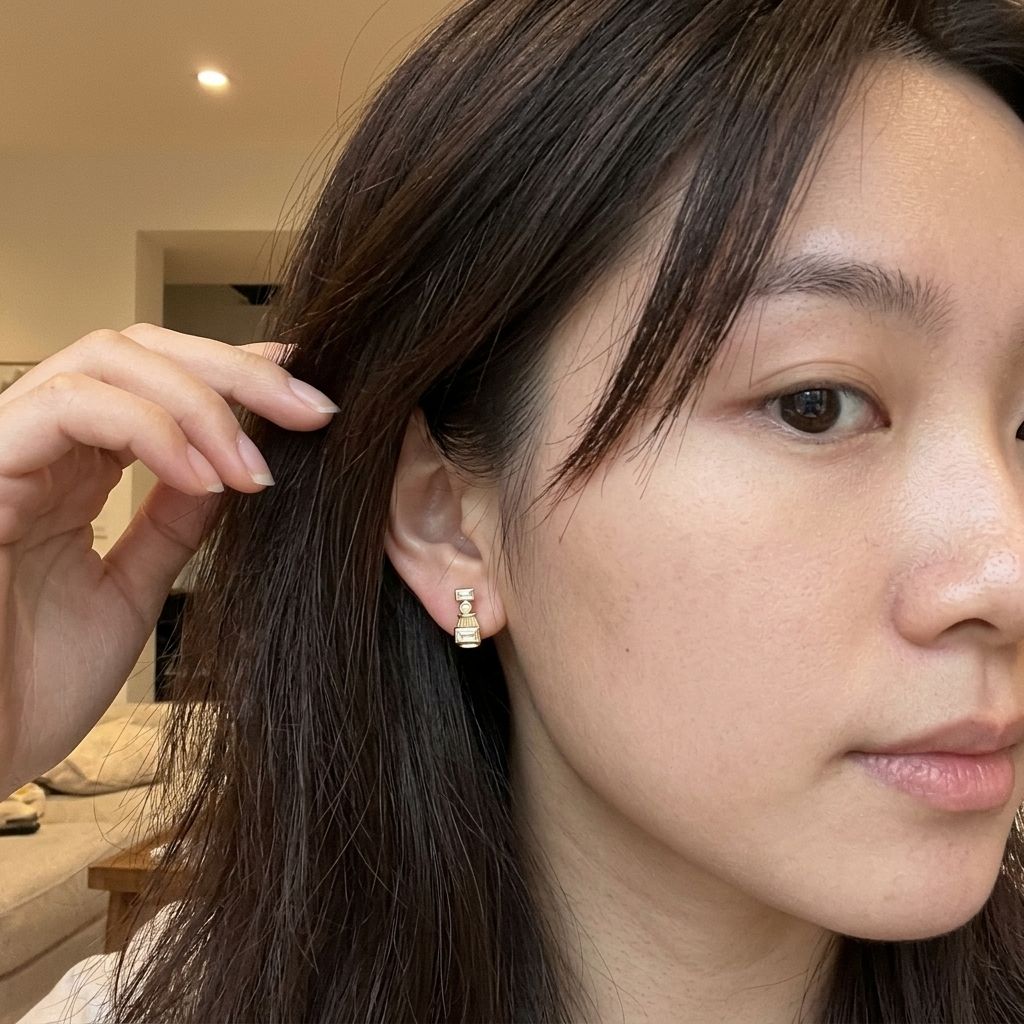 Baguette Art Deco Earrings in Gold