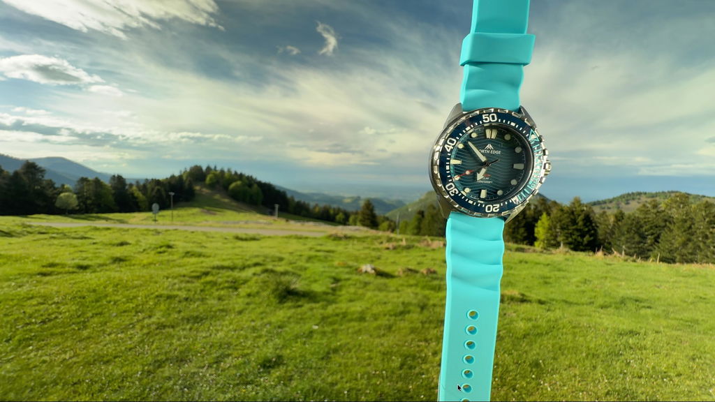 NORTH EDGE TRITON 300m waterproof diving watch solar charging alloy case