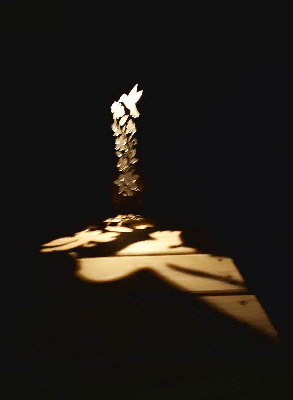 Hummingbird Garden Glow Solar Luminary Pillar - Steel