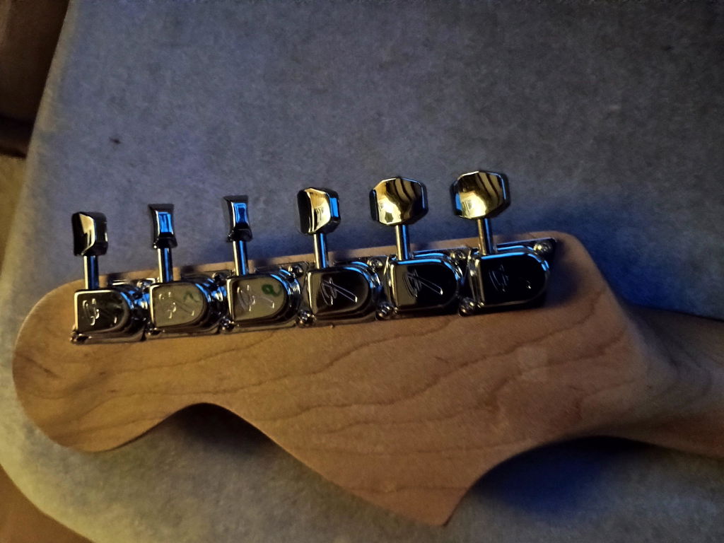 Fender American F Style Stratocaster/Telecaster Tuning Machine Heads, Chrome
