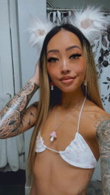 Sally Le review photo