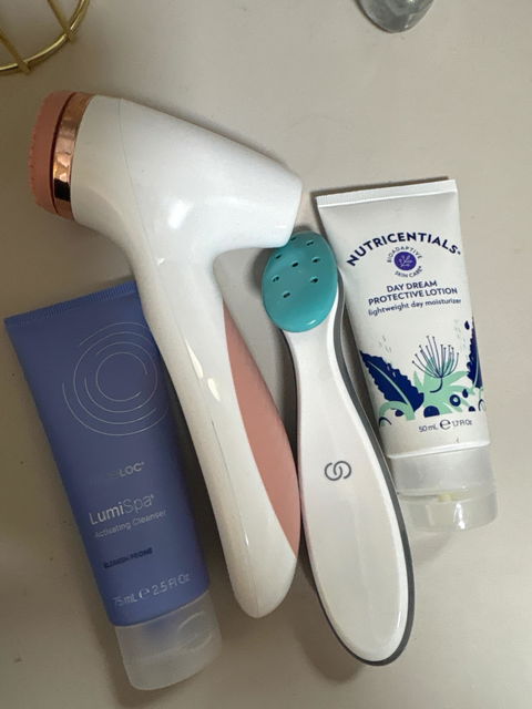 ageLOC LumiSpa iO