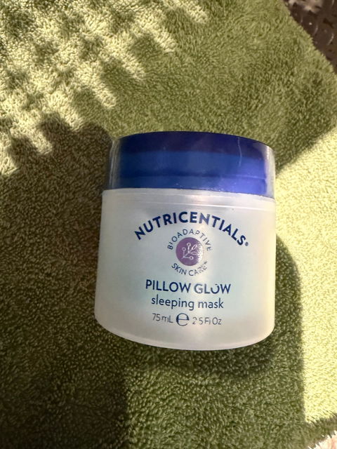 Nutricentials Pillow Glow Sleeping Mask