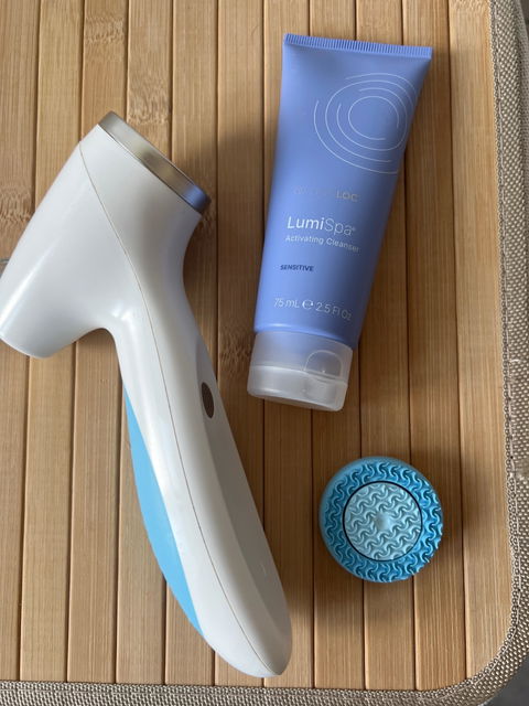 ageLOC LumiSpa & Lumi Spa iO Activating Cleanser