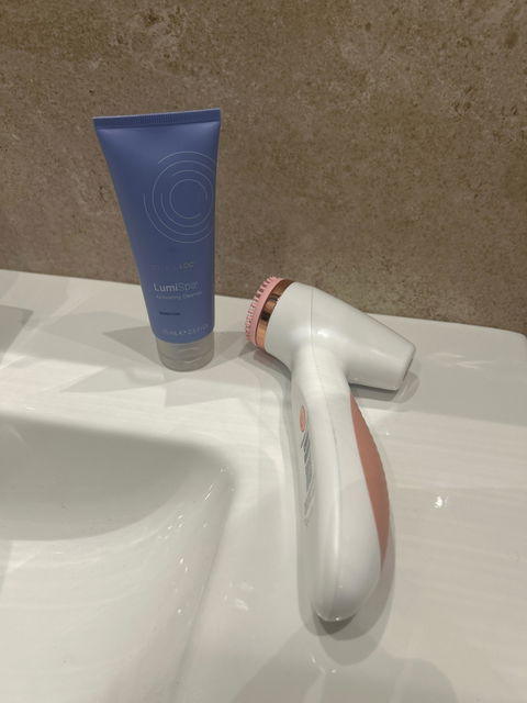ageLOC LumiSpa & Lumi Spa iO Activating Cleanser